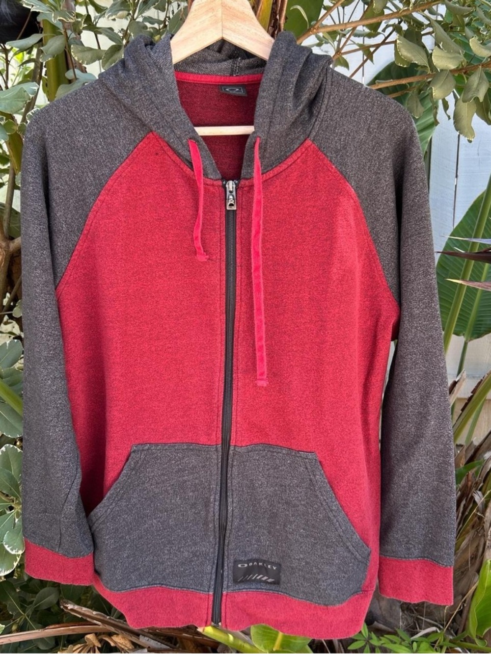 Oakley Full Zip Hoodie Red Gray Fleece Small 23x26